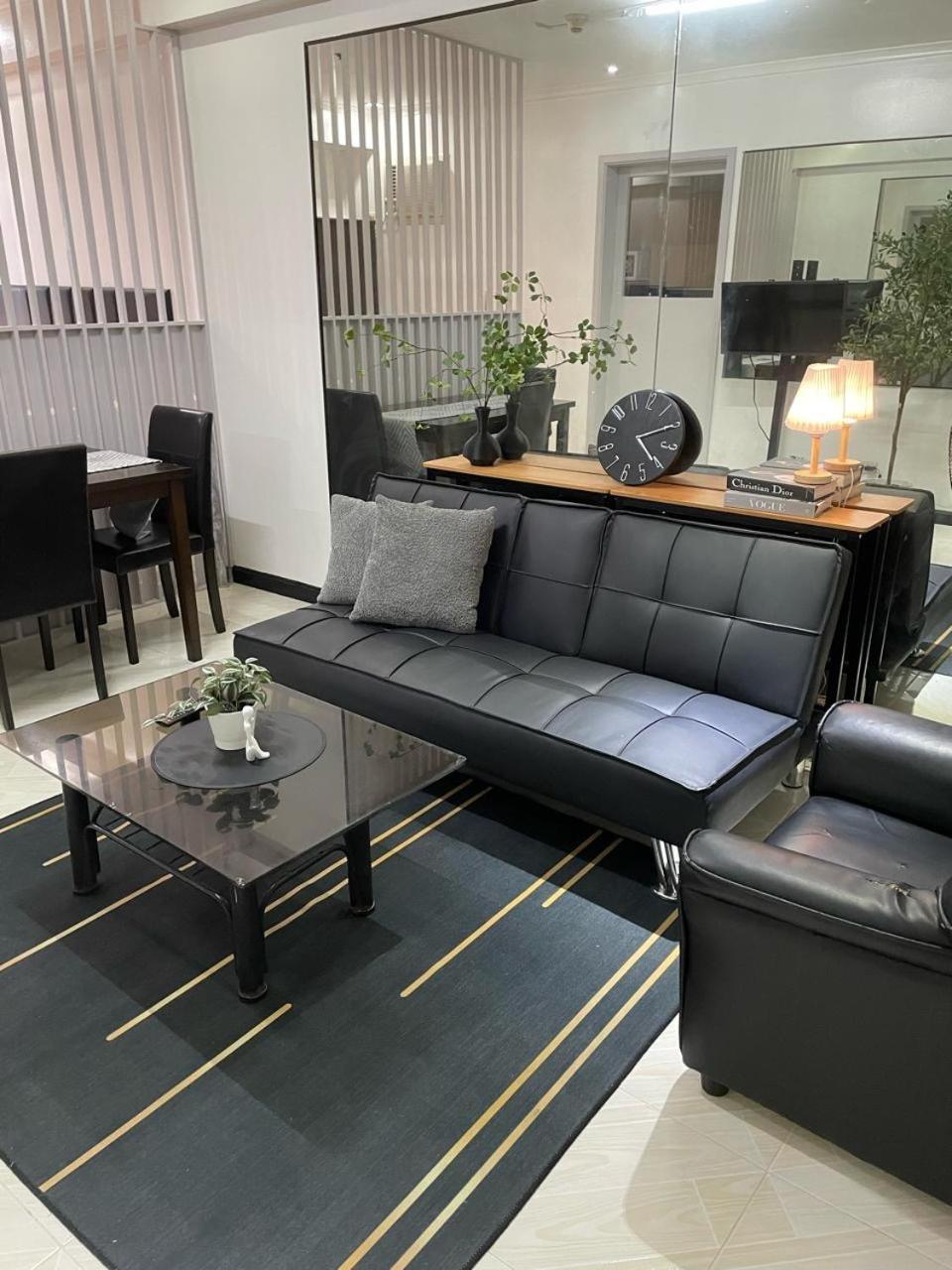 Cozy 2-Bedroom At South Of Market Soma Bgc Near Sm Aura, Market! Market! & Bonifacio High Street Тагиг Экстерьер фото