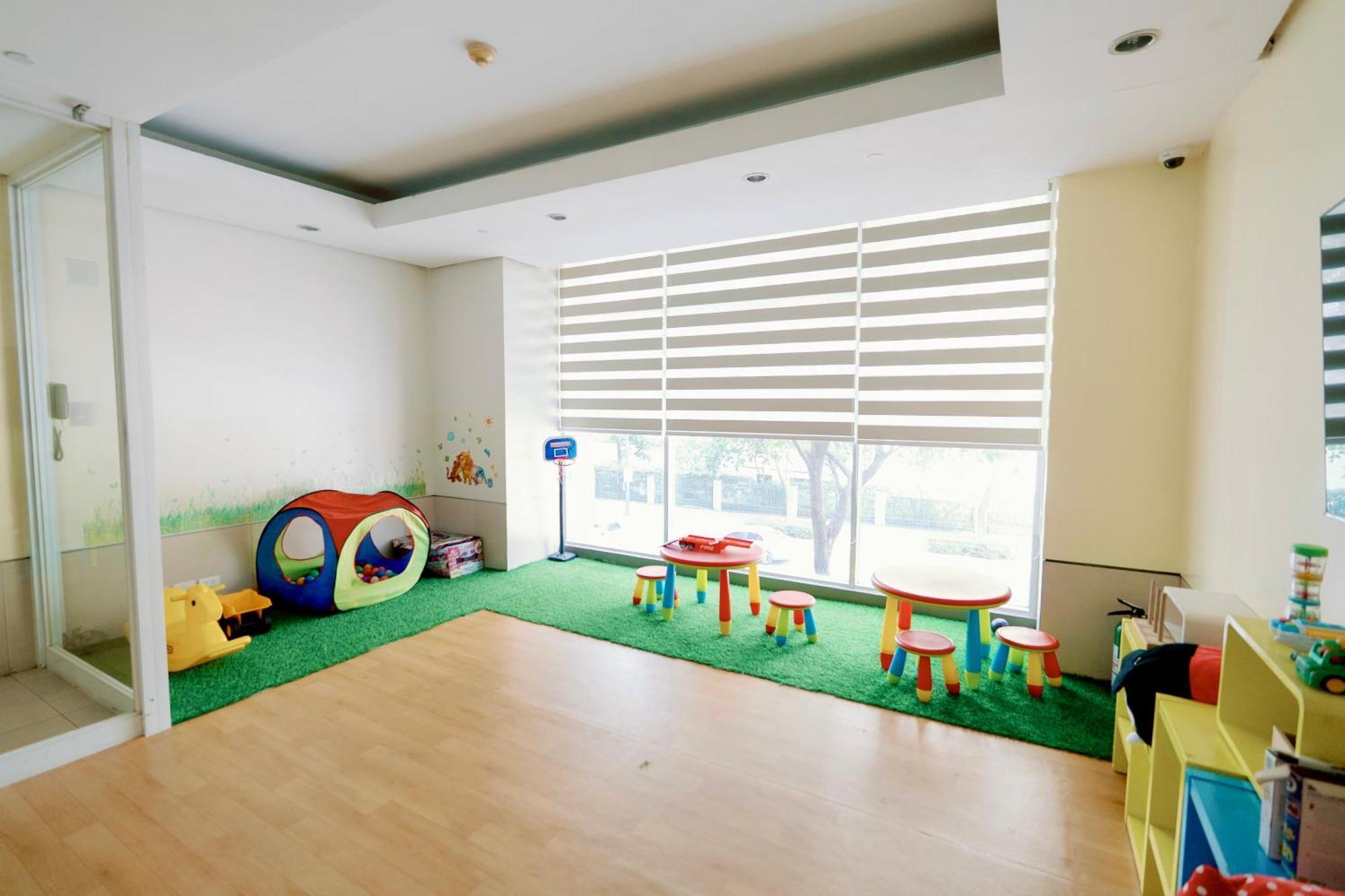 Cozy 2-Bedroom At South Of Market Soma Bgc Near Sm Aura, Market! Market! & Bonifacio High Street Тагиг Экстерьер фото