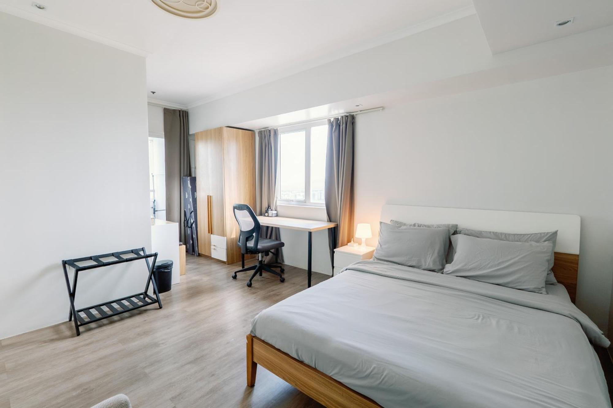 Cozy 2-Bedroom At South Of Market Soma Bgc Near Sm Aura, Market! Market! & Bonifacio High Street Тагиг Экстерьер фото